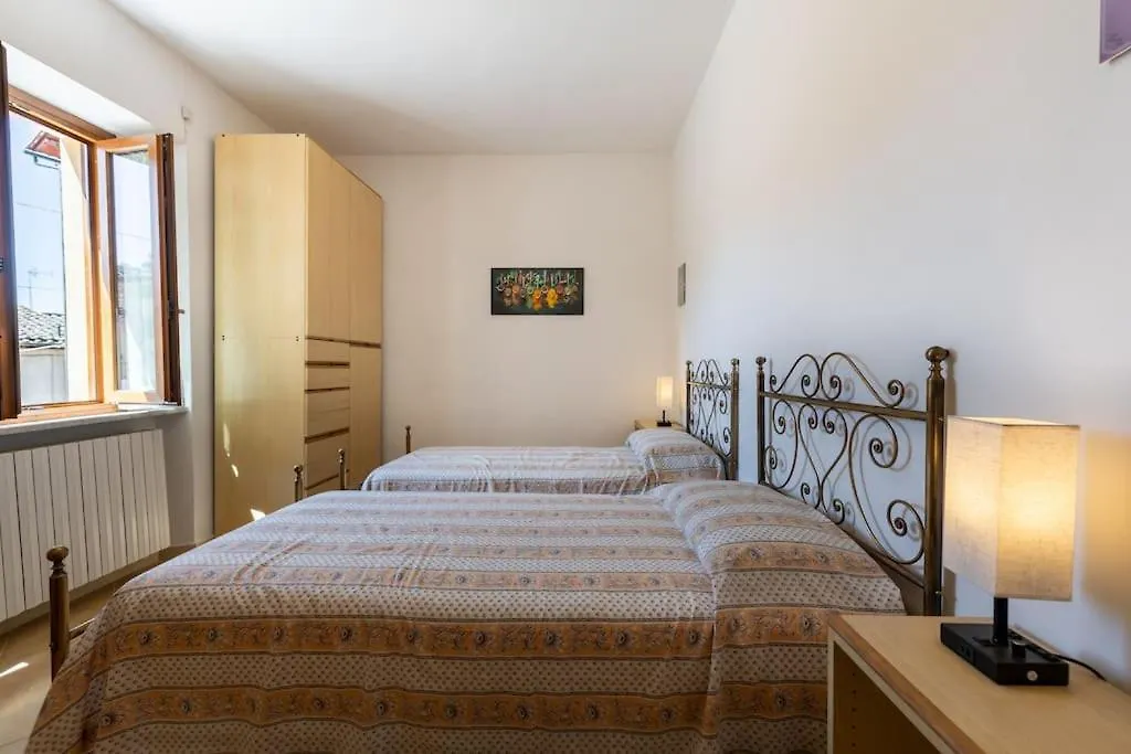 San Gimignano Central Garden, Views, 4 People Apartman
